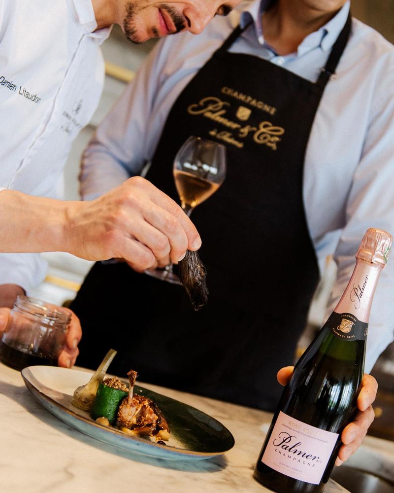 Damien Litaudon and Xavier Berdin cooking together at Domaine du Chalet